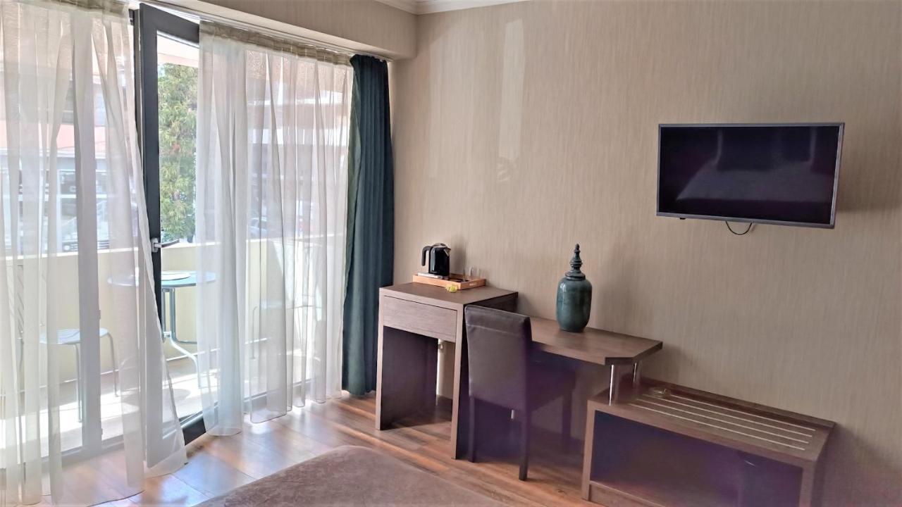 Hills Batumi Hotel Exterior photo