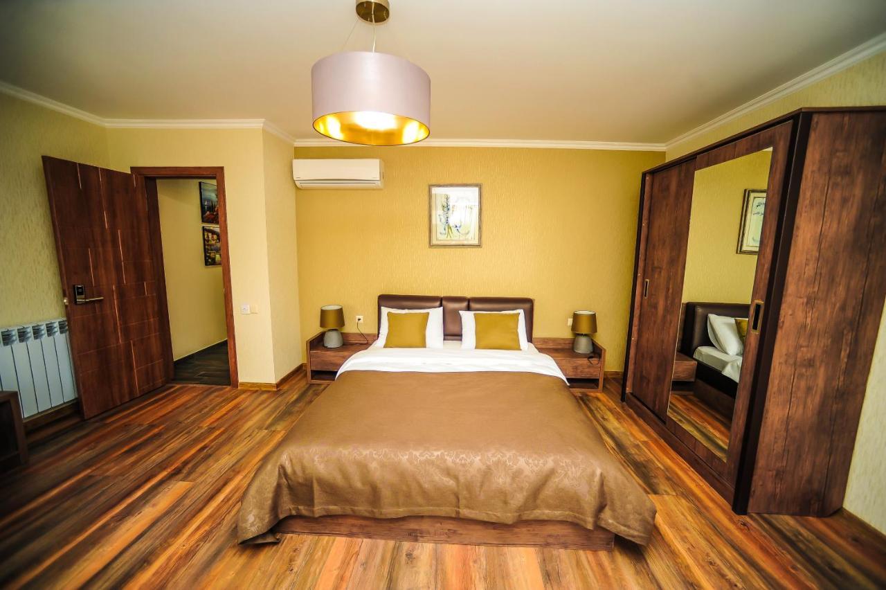 Hills Batumi Hotel Exterior photo